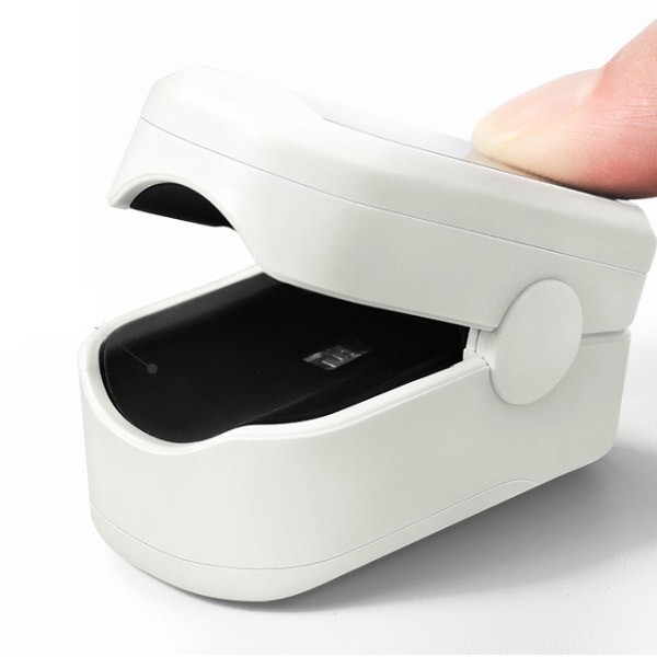 Fingertip Pulse Oximeter with Reversible Display, Carrying Case Oximeter